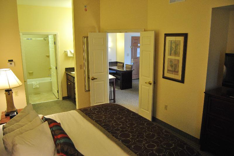Staybridge Suites Lansing-Okemos By Ihg Buitenkant foto